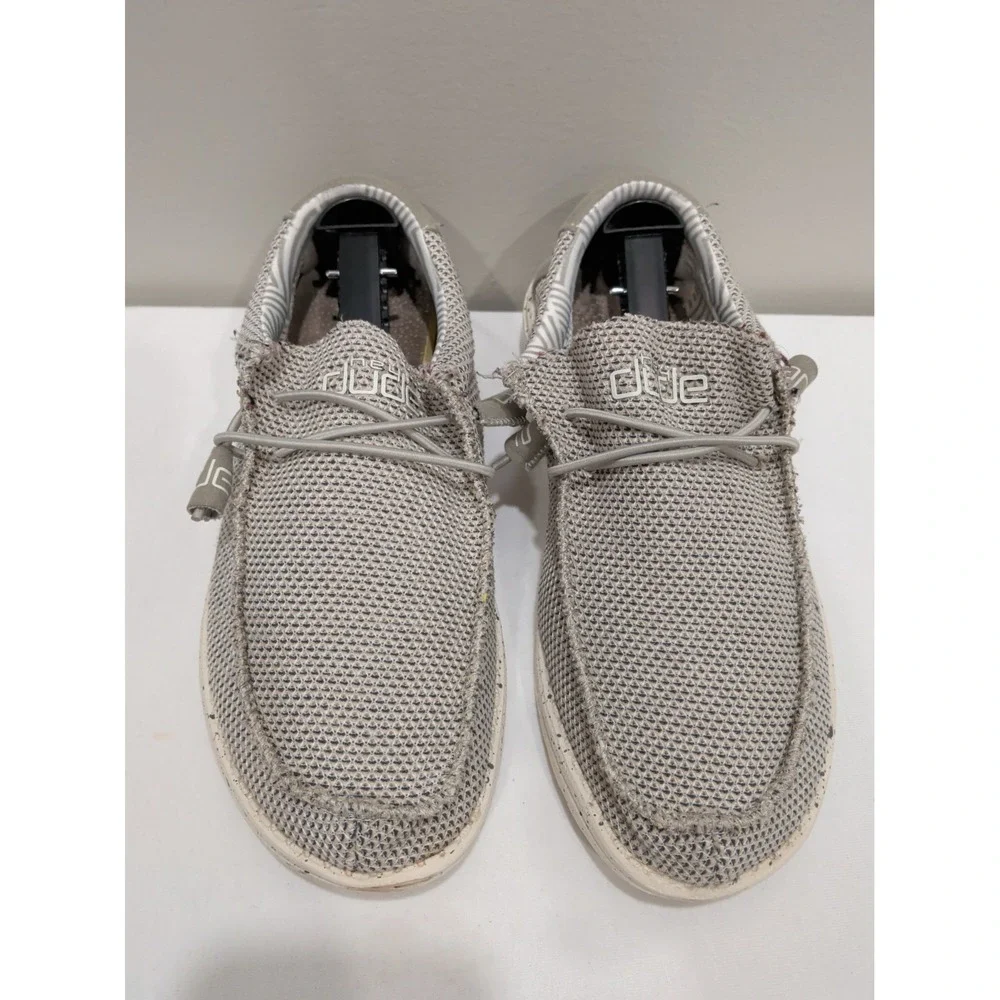 Hey Dude Wally Sox Shoes Mens Sz 7 Slip On Casual Comfort Round Toe Low Top Gray